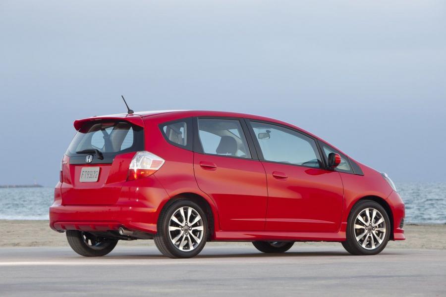  Honda Fit Sport 2012 года  (фото 16 из 42)